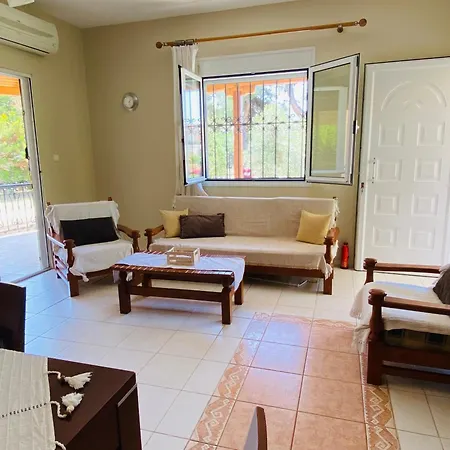 Seaside Efi * Nea Plagia