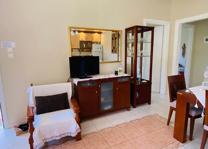 Seaside Efi Nea Plagia