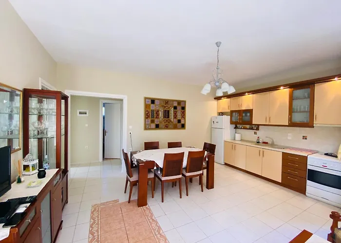 Seaside Efi Villa